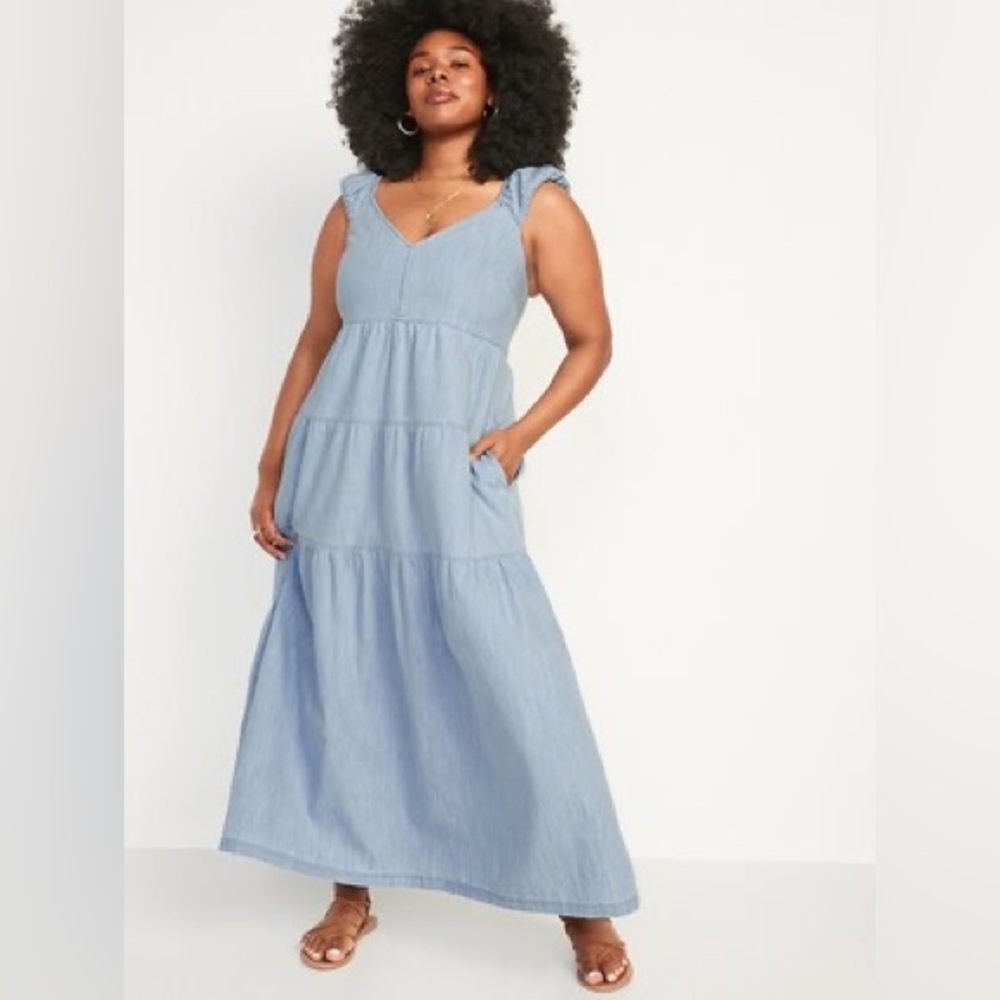 Old Navy - Chambray Tiered All-Day Fit & Flare Maxi Dress for Women (Size XL)